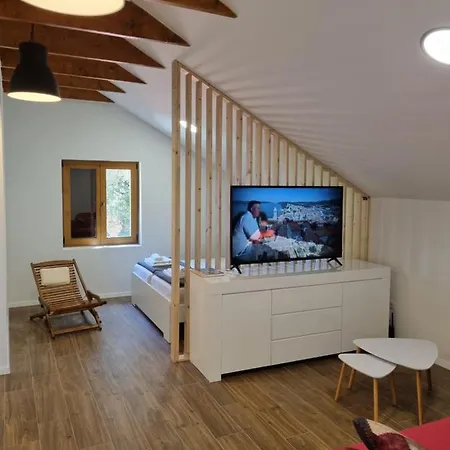 Apartments Jungic, Rab Banjol Exterior photo