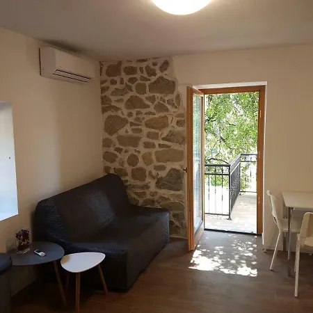 Apartments Jungic, Rab Banjol Exterior photo
