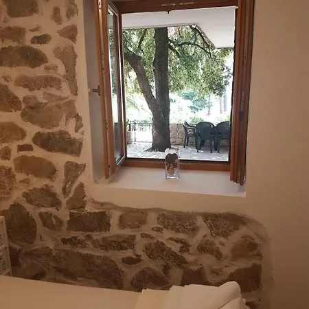 Apartments Jungic, Rab Banjol Exterior photo