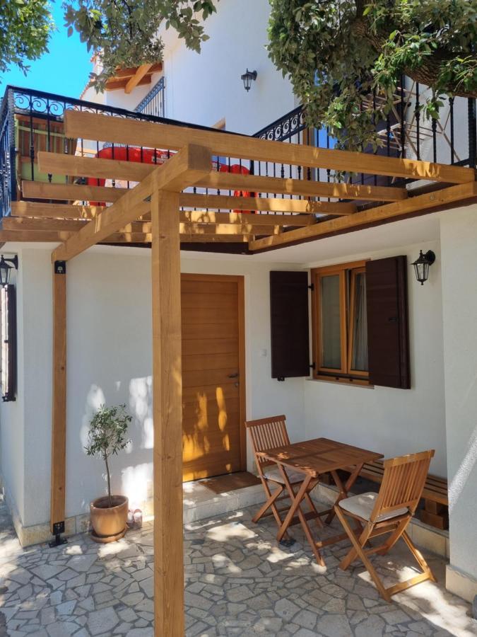 Jungic, Rab Apartment Banjol